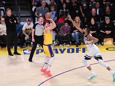 洛杉矶湖人训练开放日，转会期复出首秀引欢呼，意大利杯在即，训练强度明显提升的简单介绍-开云体育下载